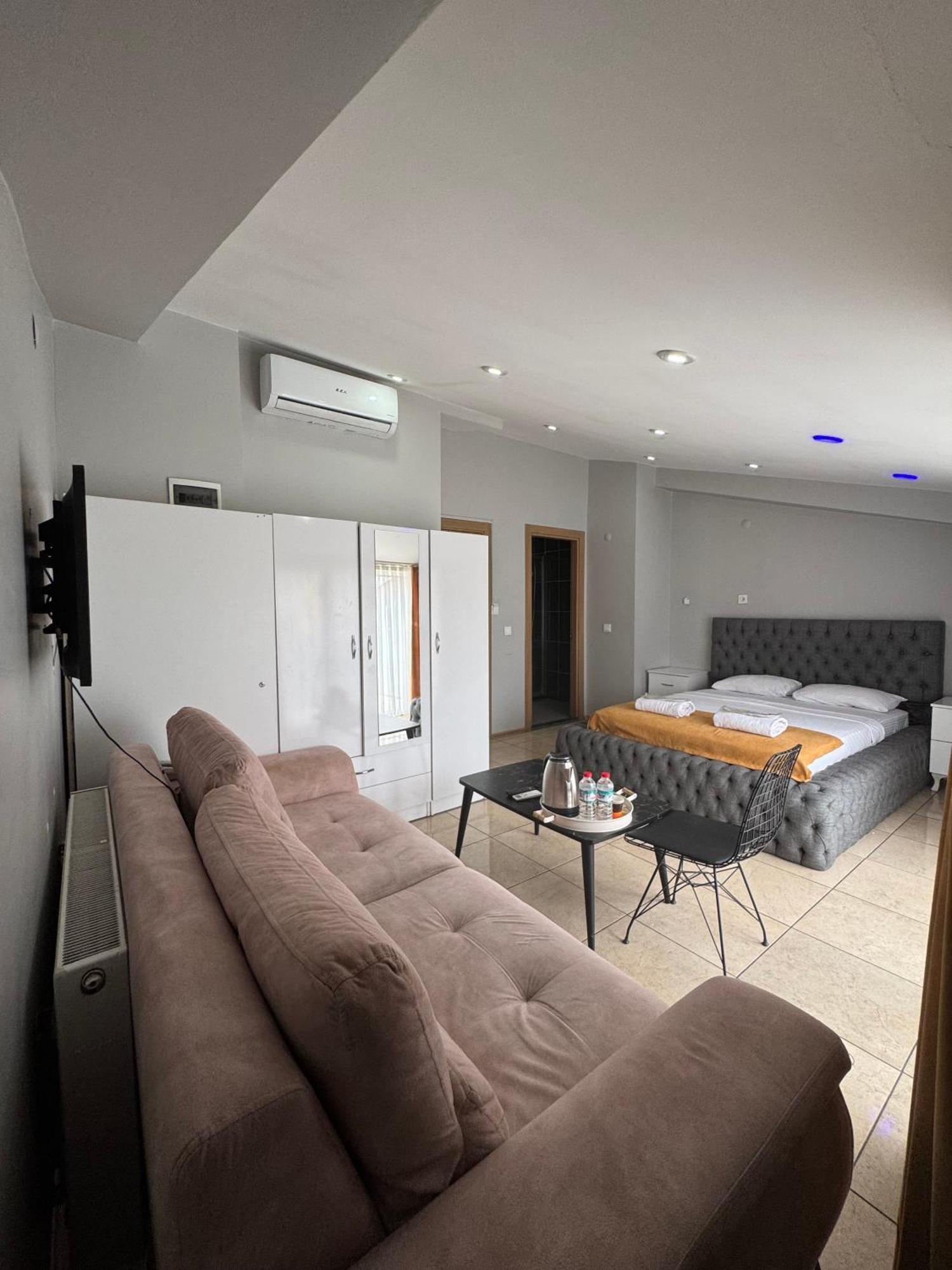 Esen Life Hotel Istanboel Buitenkant foto